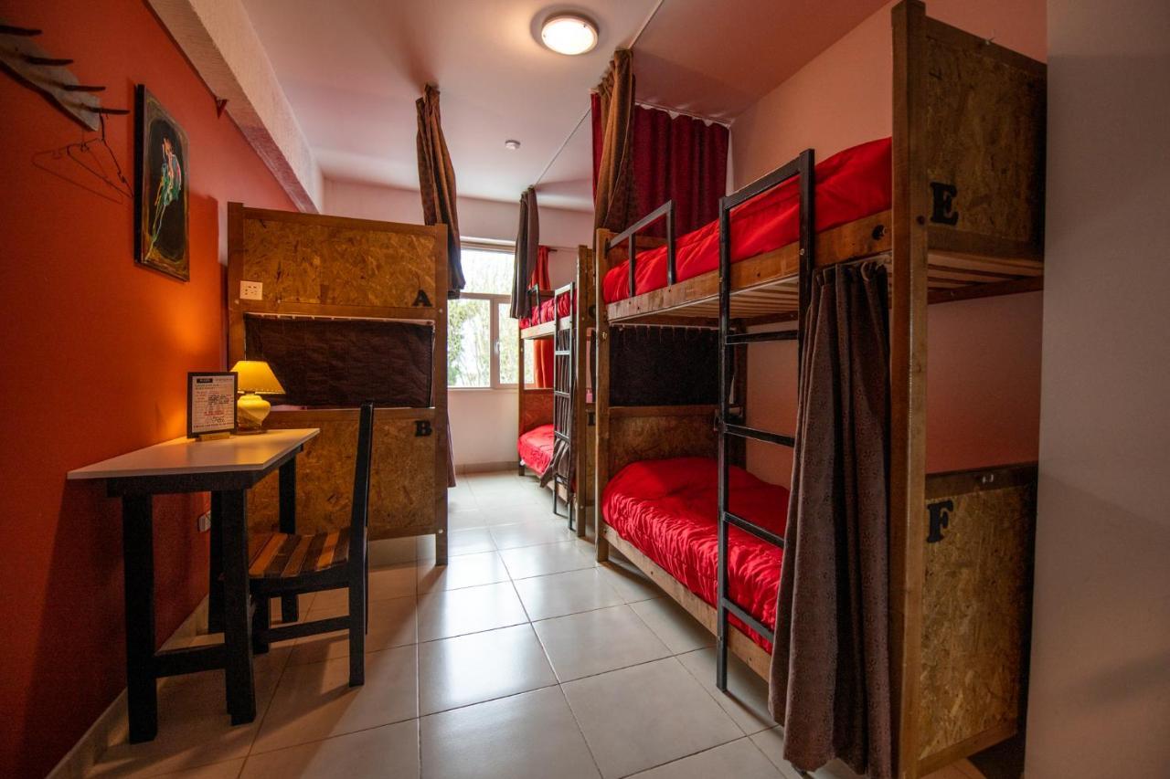Oshovia Hostel Ushuaia Exteriér fotografie